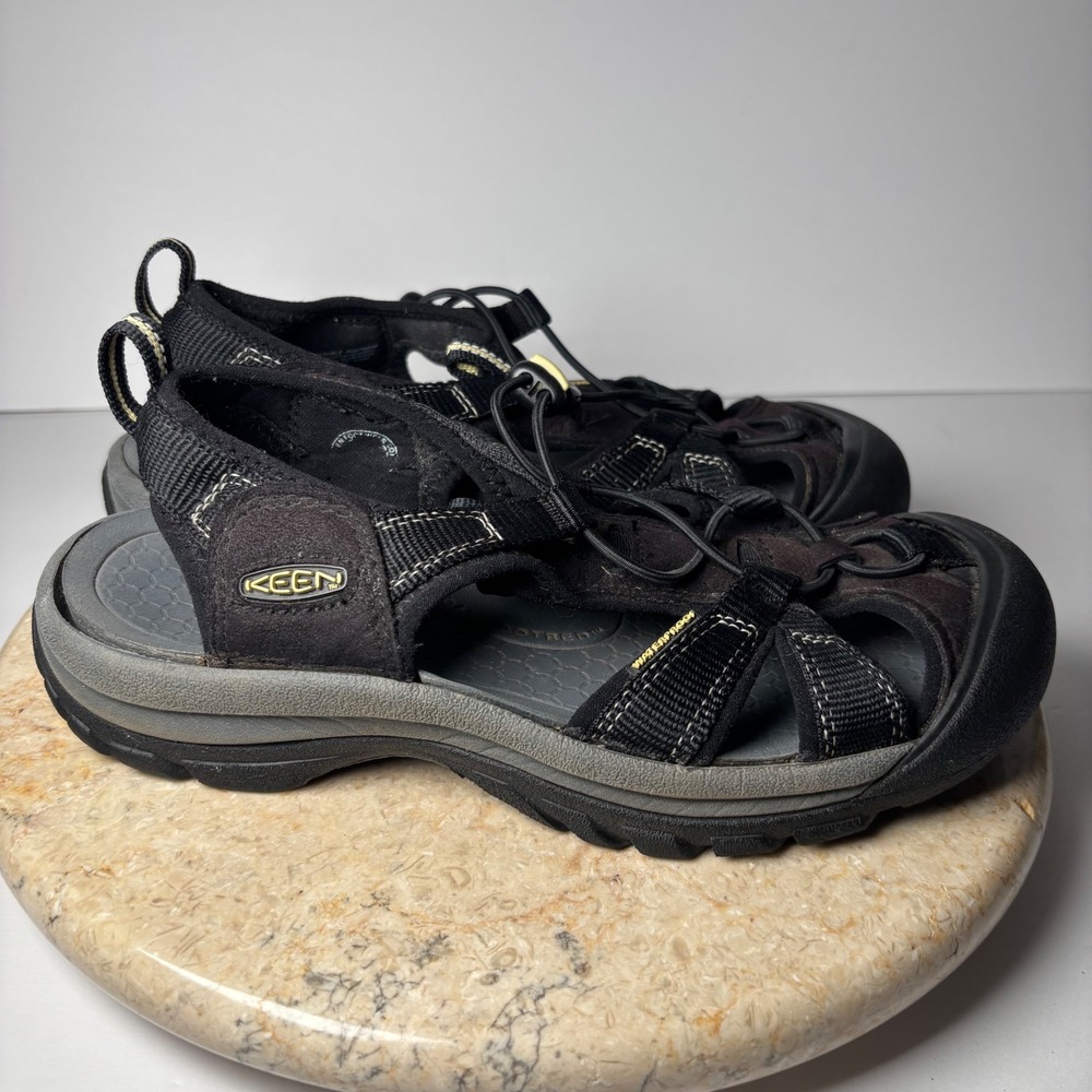 READ‎ Keen Whisper Sport Sandals Size 7.5 Black Waterproof Hiking Bungee Shoes